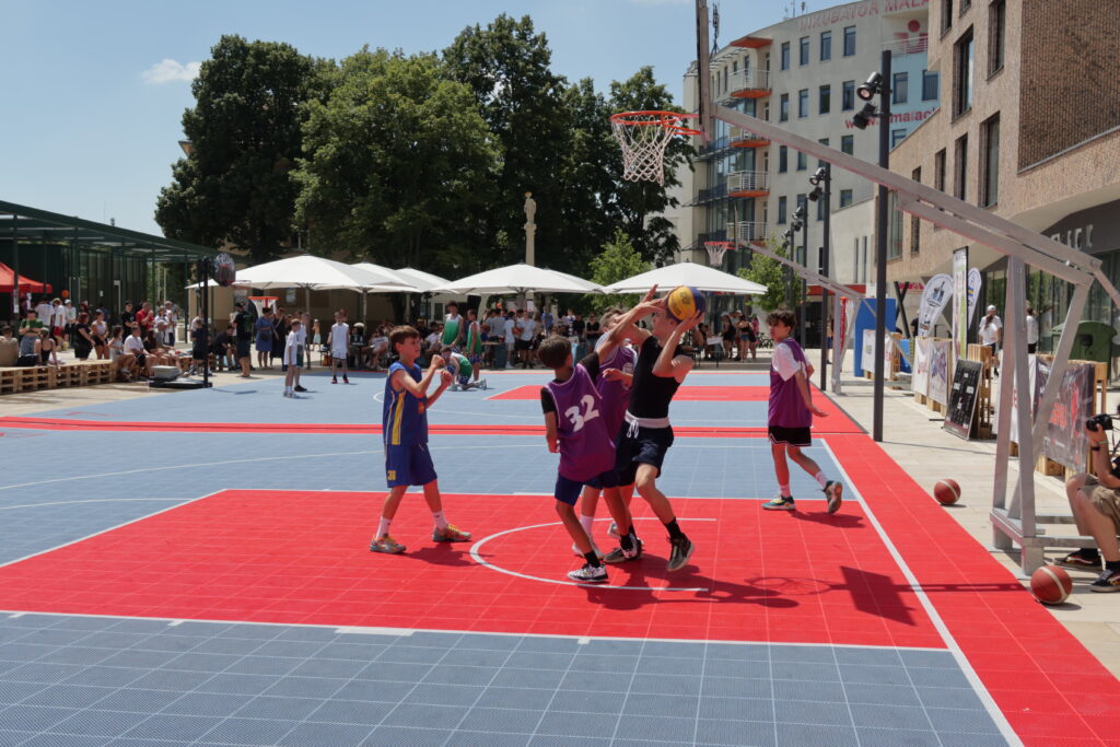 Vikend-plny-sportu_Stretball-Challenge-1024x683